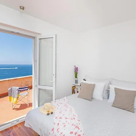 Private Jana Villa *