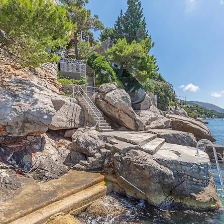 Private Jana Dubrovnik