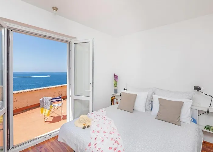 Private Jana Villa *